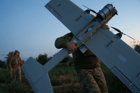 Ukraine mở đợt tập kích quy mô lớn, Nga bắn hạ 635 UAV
