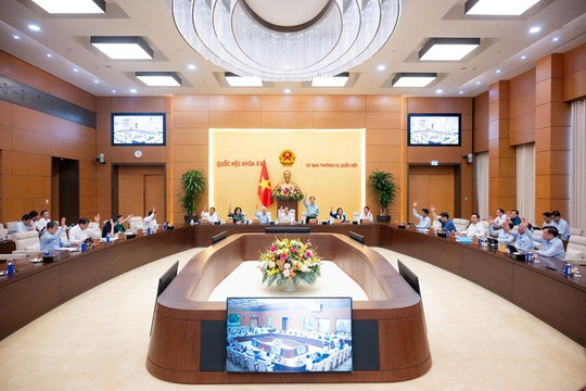 Thống nhất trình Quốc hội xem xét thành lập các thành phố Quảng Ninh và Bắc Ninh