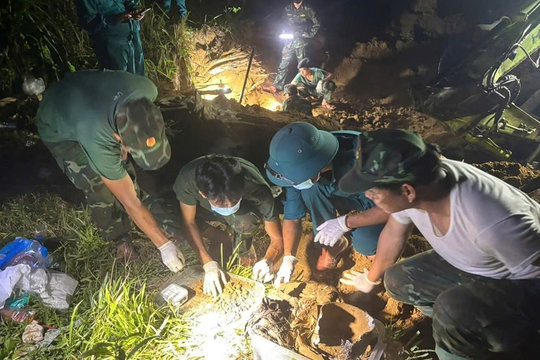 Đà Nẵng phát hiện nhiều di vật và đoạn xương nghi của liệt sĩ tại hầm trú ẩn