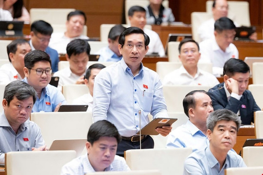 Đại biểu Quốc hội lo ngại về việc trẻ em không biết tự chào hỏi khi khách đến nhà