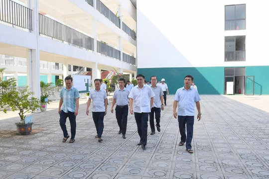 2 thí sinh không đăng ký thi lại tại Trường THPT Chuyên Tuyên Quang