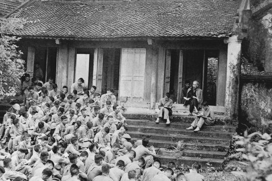 Khắc phục bệnh hình thức để việc học tập, thực hành tư tưởng Hồ Chí Minh đi vào thực chất