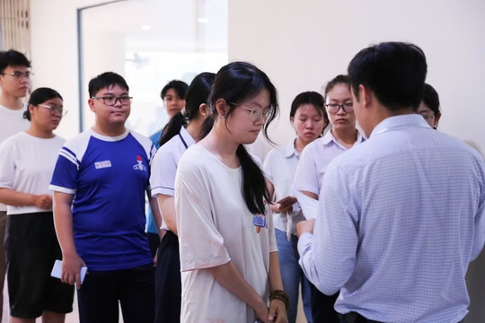 Điểm chuẩn cao chót vót, thủ khoa vẫn có thể trượt Đại học Sư phạm TP.HCM