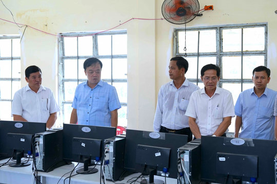 Cà Mau đẩy mạnh ứng dụng công nghệ, nâng cao chất lượng năm học mới