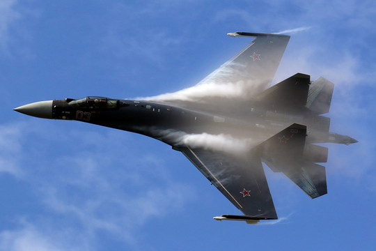 Su-35S Nga bị gây nhiễu điện tử vẫn hạ 2 Su-27 Ukraine?