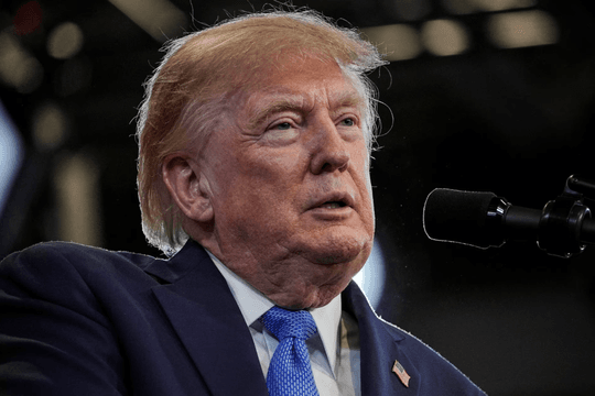Iran cứng rắn về eo biển Hormuz, ông Trump nói Mỹ phải chấp nhận giá xăng cao