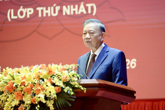 Khai mạc lớp cập nhật kiến thức đối với Ủy viên Trung ương