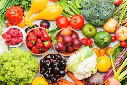Sự thật khó ngờ đằng sau trào lưu ăn thô 100%