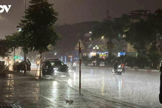 Thời tiết ngày 22/8: Bắc Bộ mưa lớn, miền Trung nắng nóng