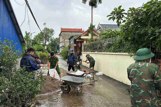 Bão số 4 khiến 3.667 ha lúa bị ngập, Hưng Yên vận hành 126 trạm bơm tiêu phòng úng