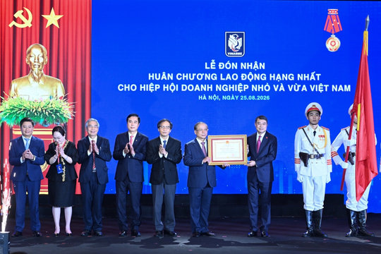 Thủ tướng: Doanh nghiệp nhỏ và vừa cần nuôi dưỡng khát vọng lớn
