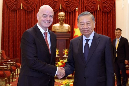 Tổng Bí thư, Chủ tịch nước Tô Lâm tiếp Chủ tịch FIFA Gianni Infantino