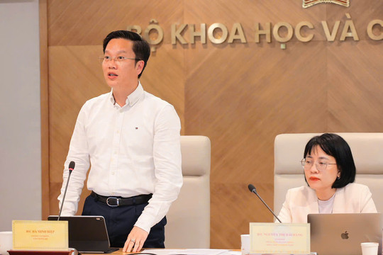 Doanh thu công nghiệp công nghệ số đạt 680.000 tỷ đồng trong tháng 8