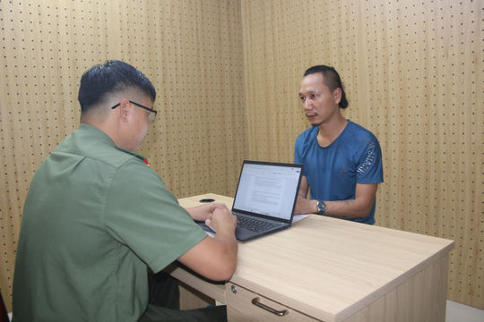 Bắt giam người thả diều gây ảnh hưởng nhiều chuyến bay ở Tân Sơn Nhất