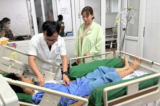 Nam sinh 17 tuổi ngừng tim sau 2 tuần tưởng chỉ bị cảm cúm