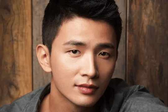 Diễn viên 'Hoàng cung' Lee Yong Joo qua đời ở tuổi 44