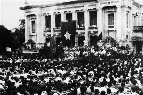 Bật mở "15 ngày vàng" lịch sử năm 1945