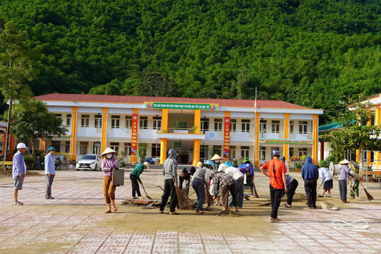 Rộn rã niềm vui trước ngày khai giảng tại các trường nội trú vùng biên
