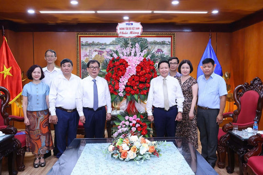 Thông tấn xã Việt Nam chúc mừng VOV nhân kỷ niệm 81 năm thành lập