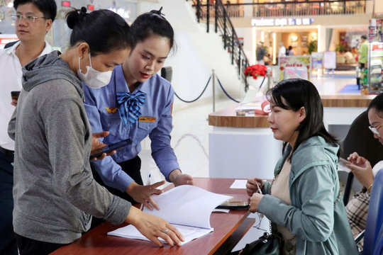 Ga Sài Gòn thông thoáng trong ngày đầu bán vé tàu Tết 2027