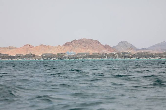 Houthi tiến dọc bờ biển Yemen, đe dọa tuyến dầu của Ả Rập Xê Út qua Biển Đỏ