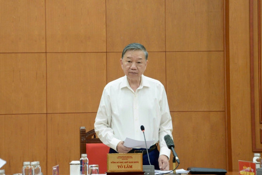 Tổng Bí thư, Chủ tịch nước: Phát triển kinh tế gắn với tiến bộ, công bằng xã hội