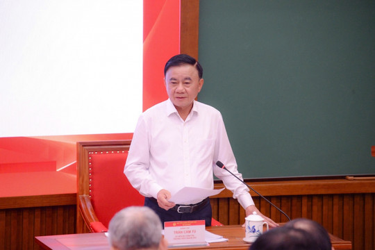 Thường trực Ban Bí thư trao đổi chuyên đề xây dựng Đảng với các Ủy viên Trung ương