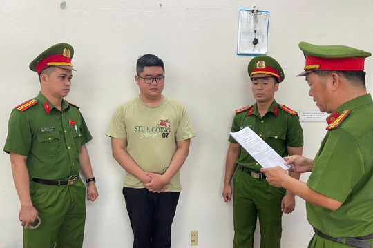 Khởi tố, bắt tạm giam đối tượng chiếm đoạt gần 2 tỷ đồng tiền “đáo hạn ngân hàng”