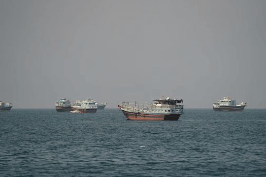 Iran nêu điều kiện sẵn sàng mở lại eo biển Hormuz