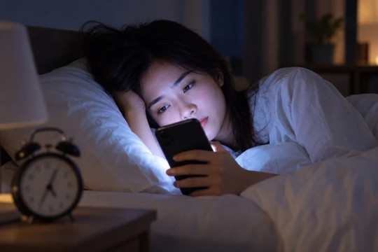 Ngủ bù cuối tuần, người trẻ vẫn không trả hết 'món nợ' thức khuya