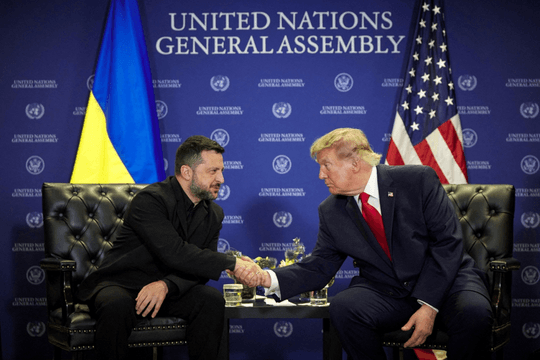 Ukraine bác tin ông Trump đề nghị ông Zelensky tới Moskva gặp ông Putin