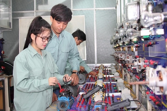 Đề xuất hỗ trợ học nghề, có thể học ngay tại doanh nghiệp