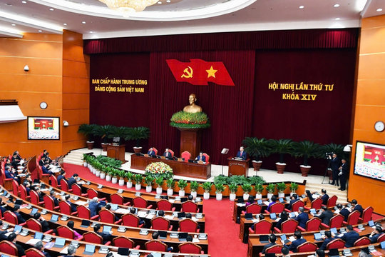 Thông cáo báo chí về ngày làm việc thứ nhất Hội nghị Trung ương 4
