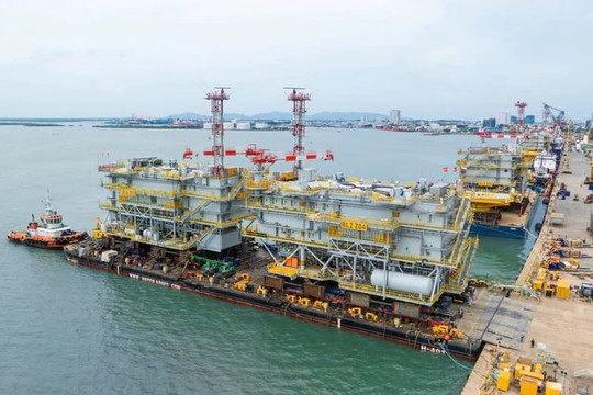 PETROVIETNAM lần đầu xuất khẩu sản phẩm điện gió ngoài khơi sang Châu Âu