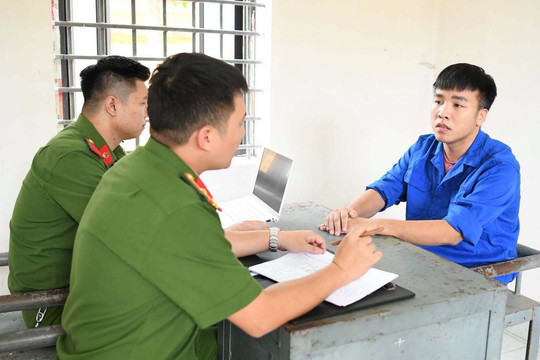 Triệt phá đường dây giả mạo ngân hàng lừa doanh nghiệp Nhật Bản 117 tỷ đồng
