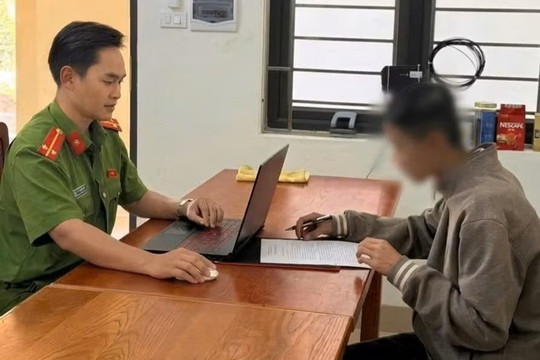 Dùng ChatGPT tra cứu hàng loạt số điện thoại của công an để gọi khiêu khích