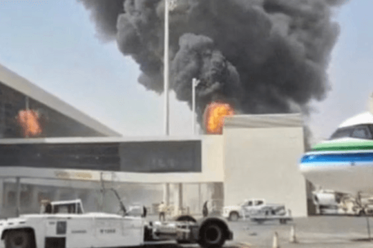 Houthi ra cảnh báo nguy hiểm về vùng trời Ả Rập Xê Út
