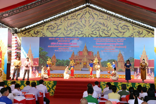 Đồng bào Khmer đón Lễ Sen Đôn Ta ấm áp niềm vui