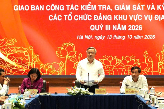 Giám sát thường xuyên việc thực hiện các nghị quyết chiến lược