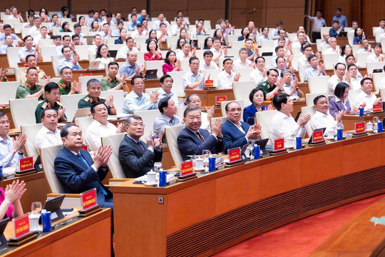 Hội nghị toàn quốc học tập, quán triệt, triển khai Nghị quyết Trung ương 4