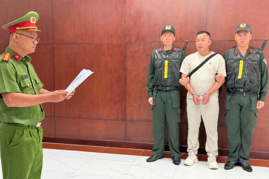 Khởi tố, bắt tạm giam Tôn Bằng - chồng cũ Hằng Du Mục