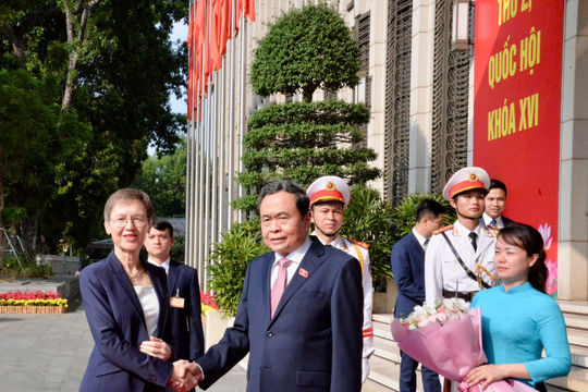 Chủ tịch Quốc hội Trần Thanh Mẫn hội kiến Thủ tướng Liechtenstein Brigitte Haas