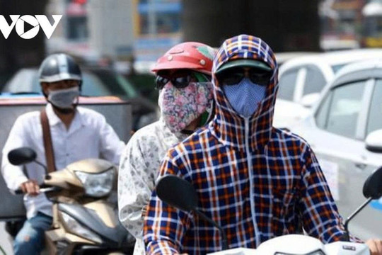 Thời tiết ngày 20/10: Miền Bắc nắng nóng, Nam Bộ mưa dông chiều tối