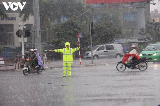 Thời tiết ngày 21/10: Bắc Bộ, miền Trung mưa rải rác, Nam Bộ có nơi mưa to