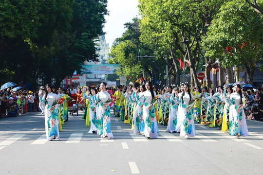 Hà Nội triển khai 10 mô hình xây dựng người Thủ đô thanh lịch, văn minh