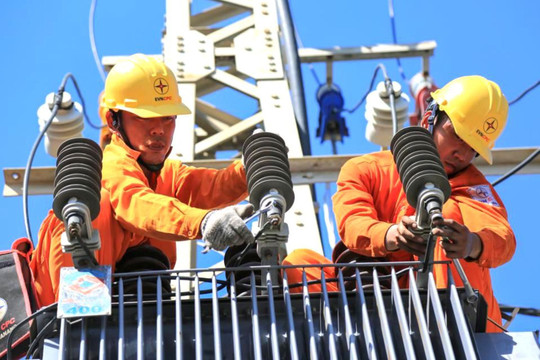 Bộ Công Thương: Áp ngay biểu giá bán lẻ điện mới, 94% khách sẽ giảm tiền điện