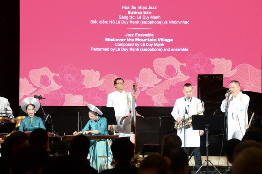 Tổng Bí thư, Chủ tịch nước và Phu nhân dự Chương trình Hòa nhạc hữu nghị tại Đan Mạch