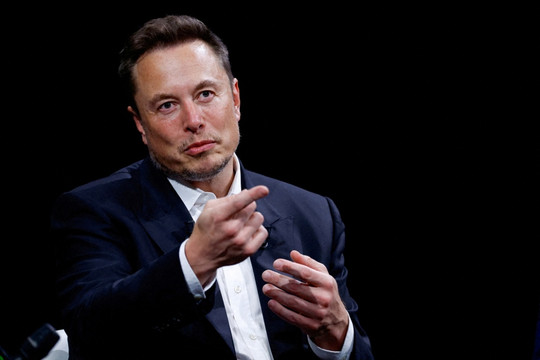 Tỷ phú Elon Musk đề xuất sáp nhập SpaceX và Tesla
