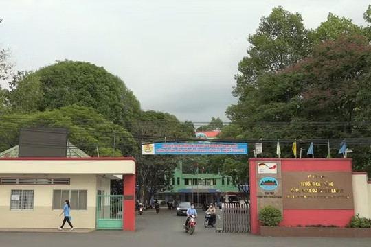 Cảnh báo xe khách giả mạo chở sinh viên đến biên giới Campuchia