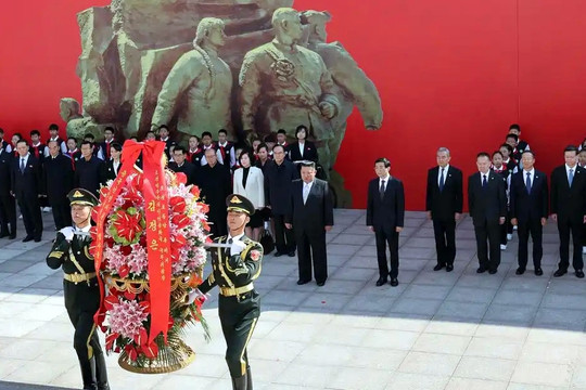 Nhà lãnh đạo Triều Tiên Kim Jong Un thăm Trung Quốc